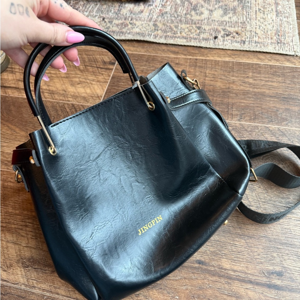 Jingpin Black Women's Satchel - Picture 1 of 5
